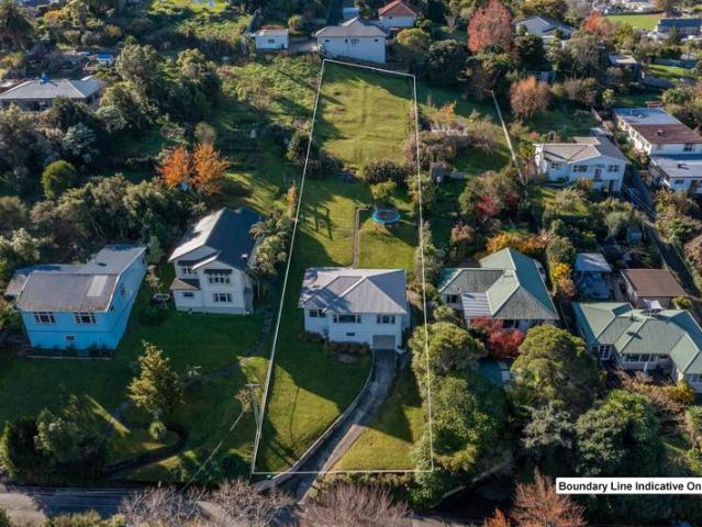207 Hampden Terrace, Nelson South, Nelson For Sale