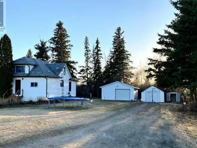 207 Vrolson Road Bawlf Alberta