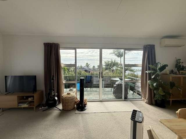 207A East Coast Road, Castor Bay, North Shore City