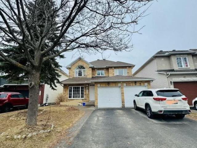 2086 Ricardo Street Ottawa, ON K4A4K8