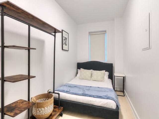 2080 Lincoln, Spacious 2 Bedroom Furnished Apartment for Rent