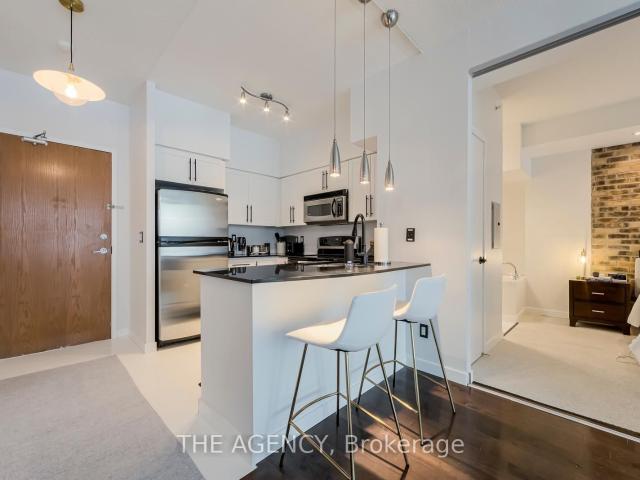 208 219 Fort York Boulevard, Toronto | 2Beds/2Bath, Condo, $3,650/mo | Condos. Ca