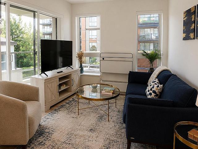 208 245 Bewicke Avenue North Vancouver, British Columbia