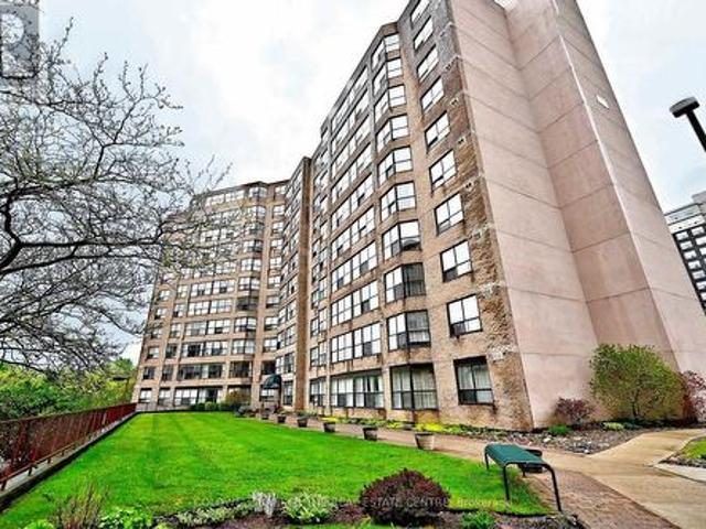 208 250 Davis Drive, Newmarket, ON, L3Y 7T7 condo for sale | Listing ID N13168 | Royal LePage