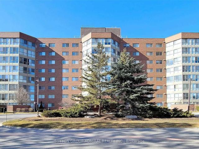 208 5 Weldrick Road W, Richmond Hill | 2+1Beds/2Bath, Condo, $3,400/mo | Condos. Ca