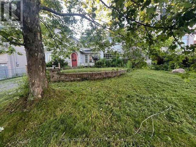 208 Hollywood Avenue, Toronto, ON, M2N 3K6 house for sale | Listing ID C13543 | Royal LePage