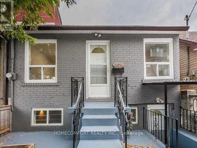 208 Manning Avenue, Toronto, ON, M6J 2K7 house for lease | Listing ID C13566 | Royal LePage
