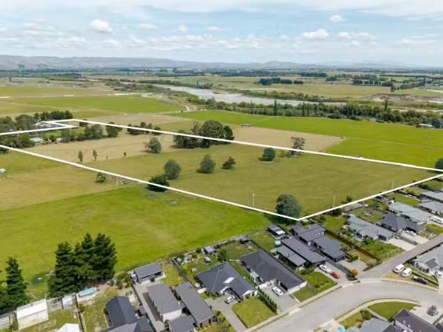 208 South Road, Solway, Masterton