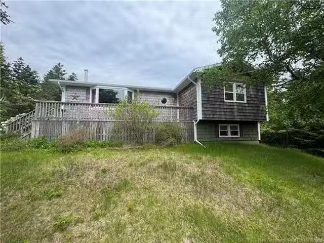 208 Whistle Rd, Grand Manan, NB, E5G 1B5 house for sale Lis.