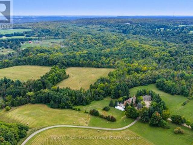 2097 Grange Side Road, Caledon, ON, L7C 0E7 Luxury House for sale | Listing ID W13573 | Royal LePage Carriage Trade Luxury Properties