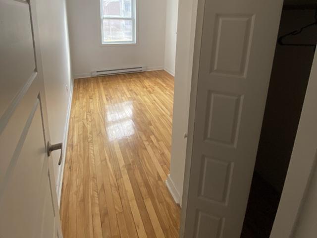 2090 Rue Wellington 2 Bedroom Apartment for Rent at 2090 Rue Wellington, Montréal, QC H3K 1W9 Le Sud Ouest