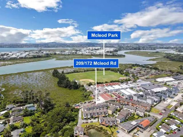 209/172 Mc Leod Road, Te Atatu South, Waitakere City For Sale