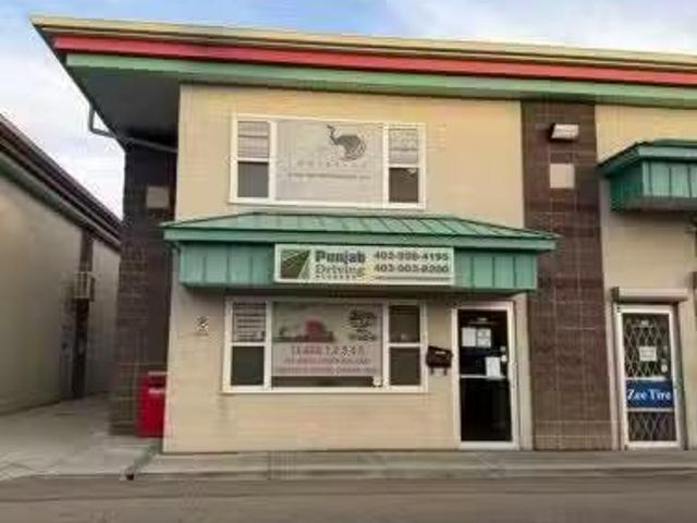209 4656 Westwinds Drive Ne, Calgary, AB, T3J 3Z5 commercial.