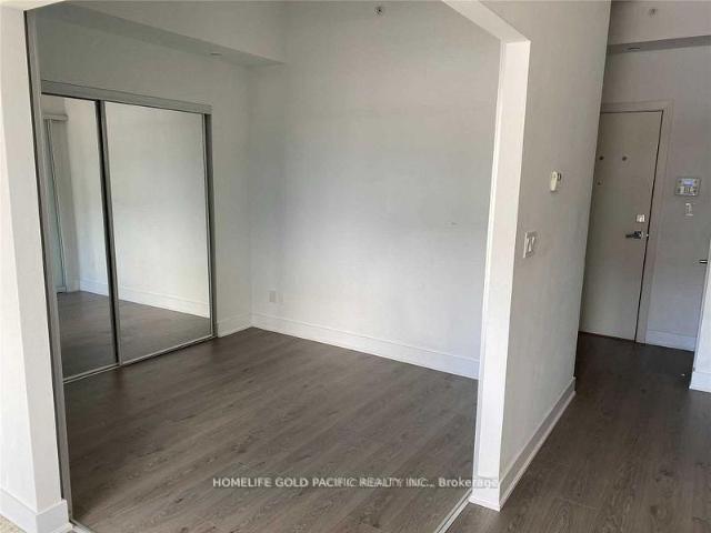 209 99 The Donway Road W