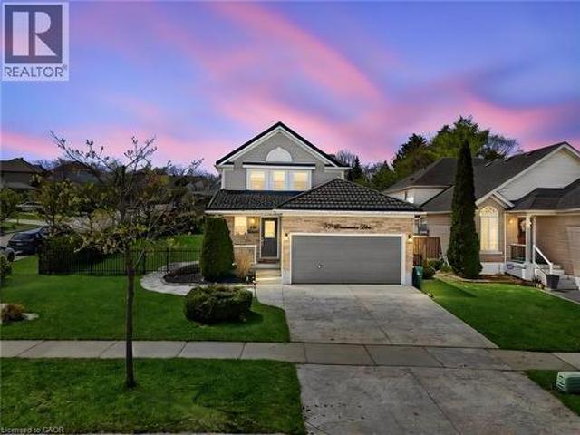 209 Briarmeadow Drive, Kitchener, ON, N2A 4C5 house for sale | Listing ID 40852 | Royal LePage