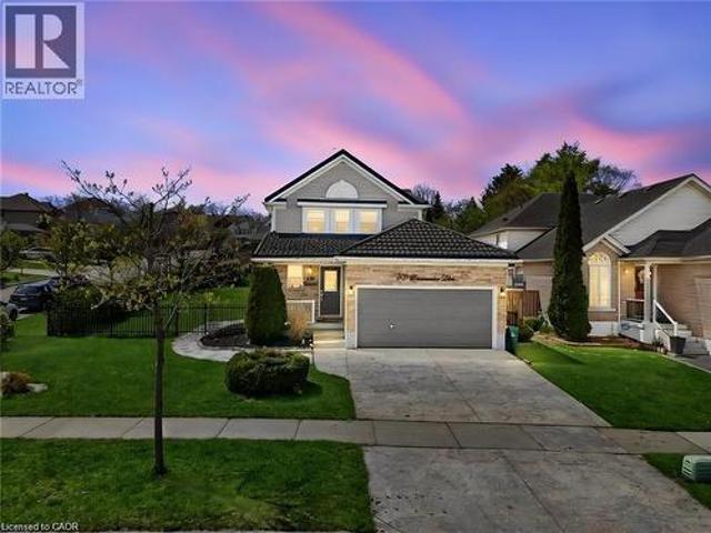 209 Briarmeadow Drive, Kitchener, ON, N2A 4C5 house for sale | Listing ID 40839 | Royal LePage