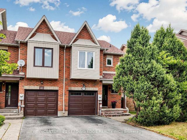 209 Kelso Crescent, Maple | 3+1Beds/3Bath, Townhouse, $977,000 | Condos. Ca