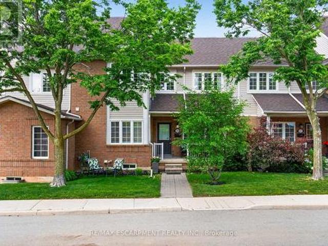 20 100 Beddoe Drive, Hamilton, ON, L8P 4Z2 townhouse for sale | Listing ID X13437 | Royal LePage