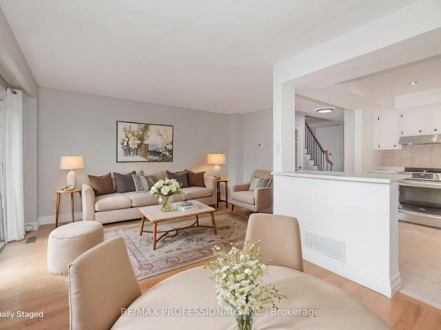 20 1951 Rathburn Road E, Mississauga | For Sale @ $699,000 | Condos. Ca