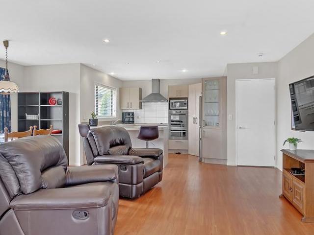 20 Tahuna Street