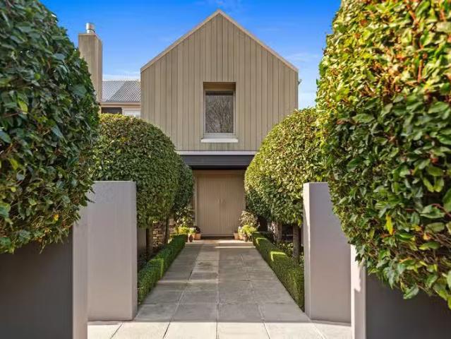 20 Thornycroft Street, Fendalton, NZ 8052 House for Sale