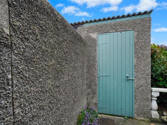 20 The Lawn, Finglas, Dublin 11 Ray Cooke Auctioneers Finglas 4895 MyHome. Ie Residential