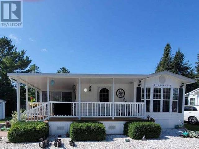 20 TOPAZ ST Wasaga Beach Ontario