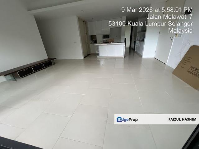 20 Trees Apartment