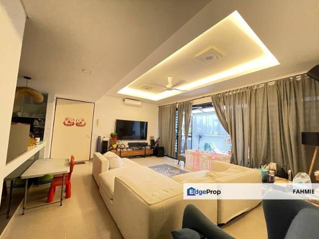 20 Trees Apartment