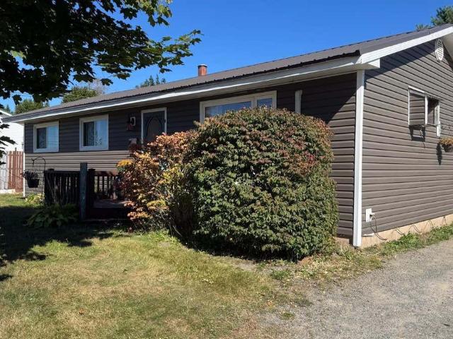 20 VALLEYVIEW Court, North River, NS B6L6W8 House For Sale | RE/MAX | 202522