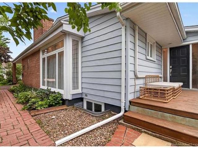 20 Vista Dr, Moncton, NB, E1A 4L5 house for sale | Listing ID NB144299 | Royal LePage