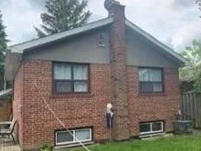 20 West Hill Drive Toronto ON M1E 3T5 3 Bedroom House for 3000 month