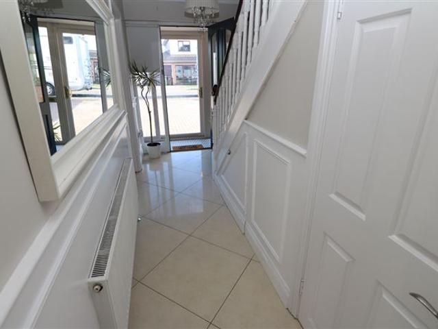 20 Westcourt, Drogheda, Louth Shane Black Property Advisors and Agents Ltd 4913 MyHome. Ie Residential