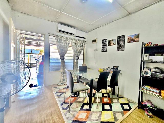 20 x 55 FREEHOLD Single Storey Bandar Kinrara Puchong For Sale