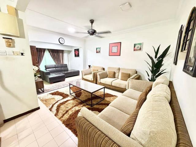 20 x 90 RENO Double Storey House SS7 Kelana Jaya FREEHOLD