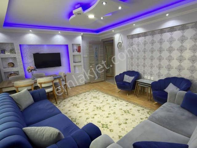 20 Yıllık Asasörlü Binada 3+1 Tadilatlı Masrafsız Arakat Daire