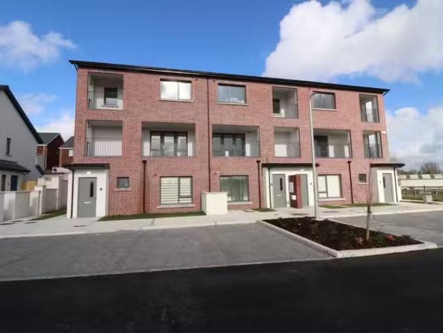 20 Amharc Abhann, Knock Hill, Ennis Road, Co. Limerick, V94677.