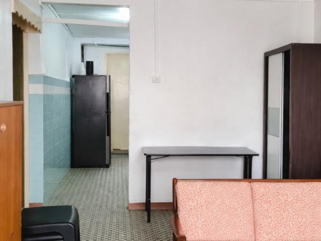 20 Balam Road HDB Apartment For Sale, $350,000, 2 Bed 1 Bath 645 sqft $543.00 psf