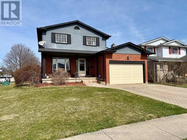 20 Capri Street, Thorold Confederation Heights, ON, L2V 4S8 house for sale | Listing ID X12063 | Royal LePage