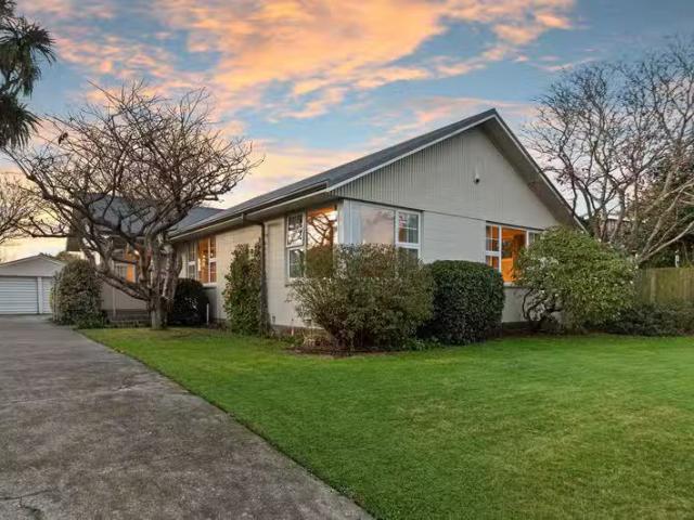 20 Carruthers Street, Ilam, NZ 8041 House for Sale