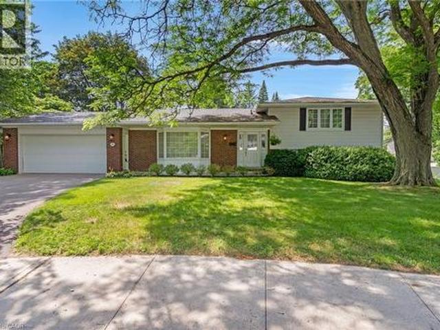20 Corwin Boulevard, Cambridge, ON, N1S 3L3 house for sale | Listing ID 40843 | Royal LePage