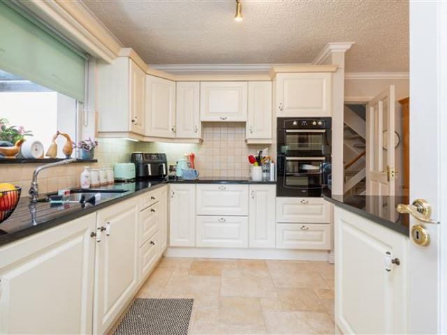 349,000 | 20 Clonard Park, Clonard, Wexford Sherry FitzGerald Radford 4996 MyHome. Ie Residential