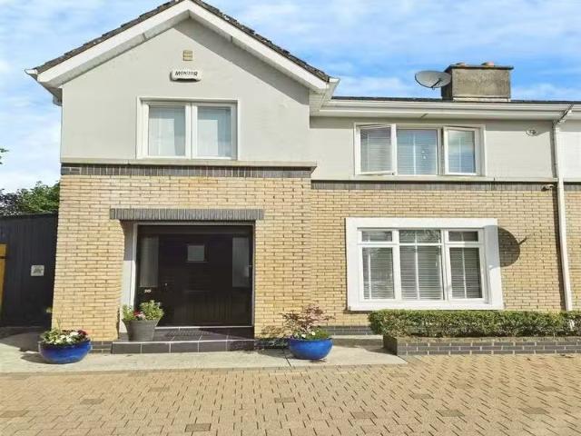 20 Cloonbeg, Shanballa, Lahinch Road, V95X6D2 is for sale