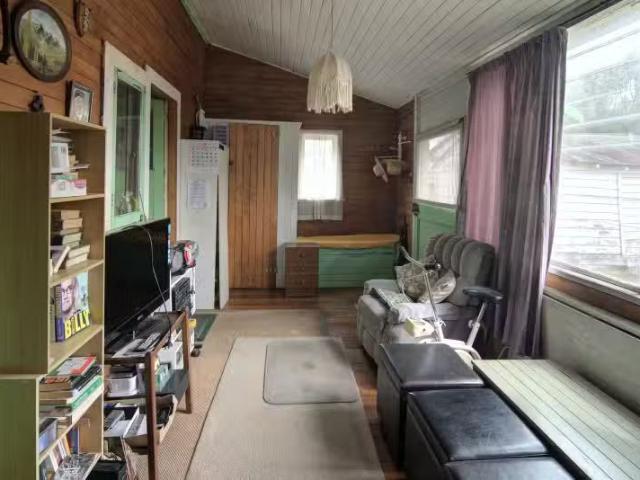 20 Clifton Avenue, Carterton, Carterton