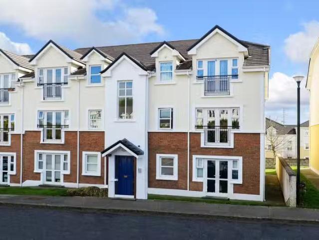 20 Cluain Riocaird, Headford Road, Galway, H91NA49 is for sale