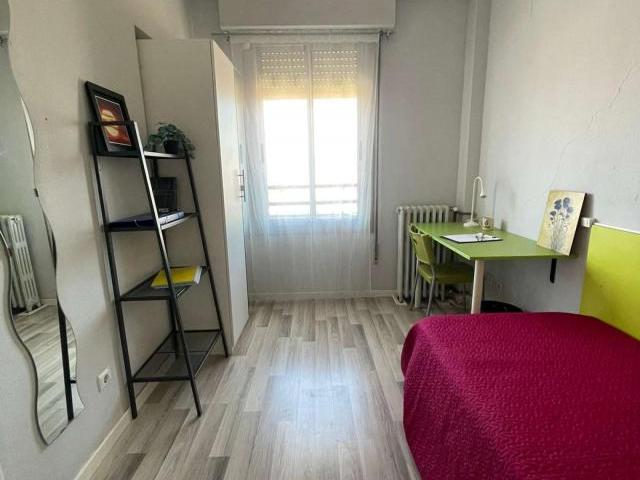20 Dormitorio Shared Living/Roommate Zaragoza Zaragoza 79671213
