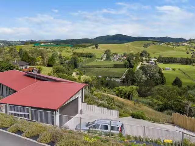 20 Eagleview Rise, Welcome Bay, Tauranga For Sale