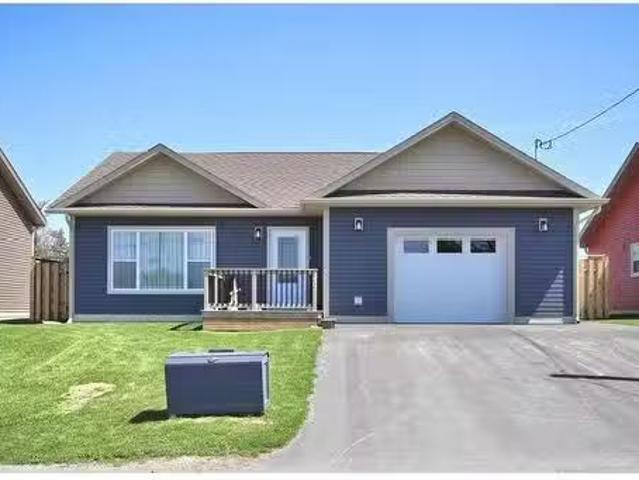 20 Eric Dawe Drive, Bay Roberts, NL, A0A 1G0 house for sale.