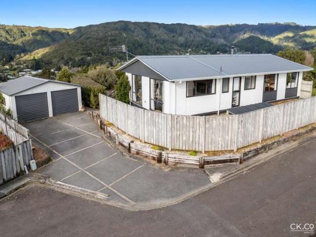 20 Fenchurch Grove, Stokes Valley, Lower Hutt City
