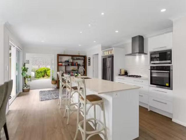20 Fearnley Grove, Pyes Pa, Tauranga